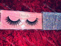 Ly'Raimo Beauty "Boss Lady Eyelashes"