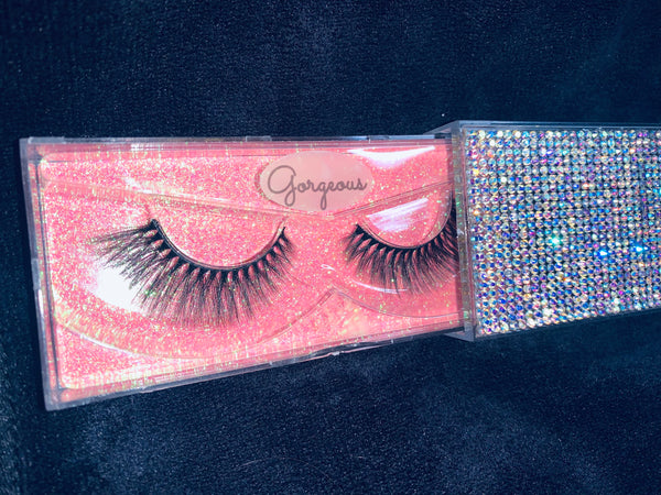 Ly'Raimo Beauty "Gorgeous Eyelashes"